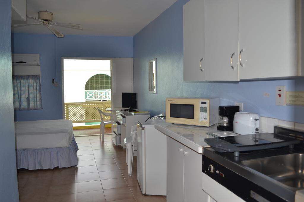 Meridian Inn Κράιστ Τσερτς Εξωτερικό φωτογραφία